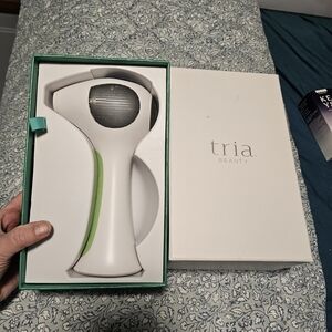 Tria Beauty Laser Hair Removal Device - AS IS **FOR PARTS OR TO BE FIXED